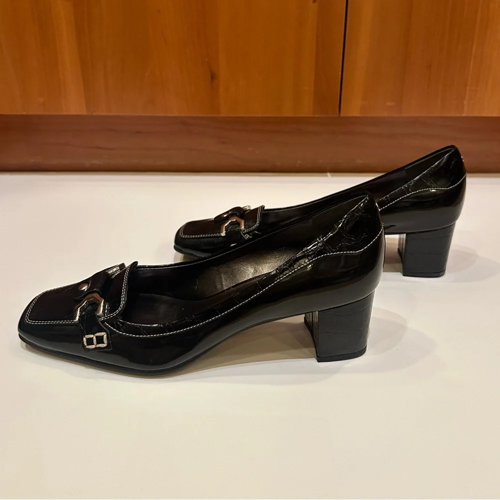 Vintage NWT Joan & David Black Croc-Embossed Low-Heeled Loafers - Picture 5 of 7